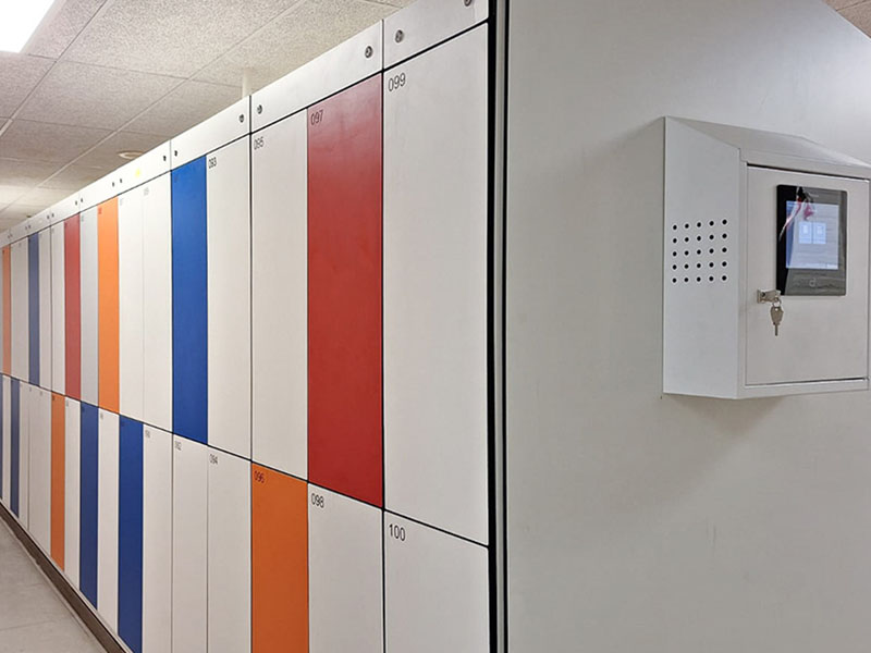 Casiers pour piscines municipales